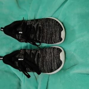 Adidas Cloud foam pure shoe like new